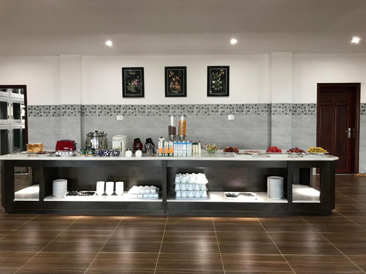 Long Bao Chau Hotel Thu Dau Mot Eksteriør billede