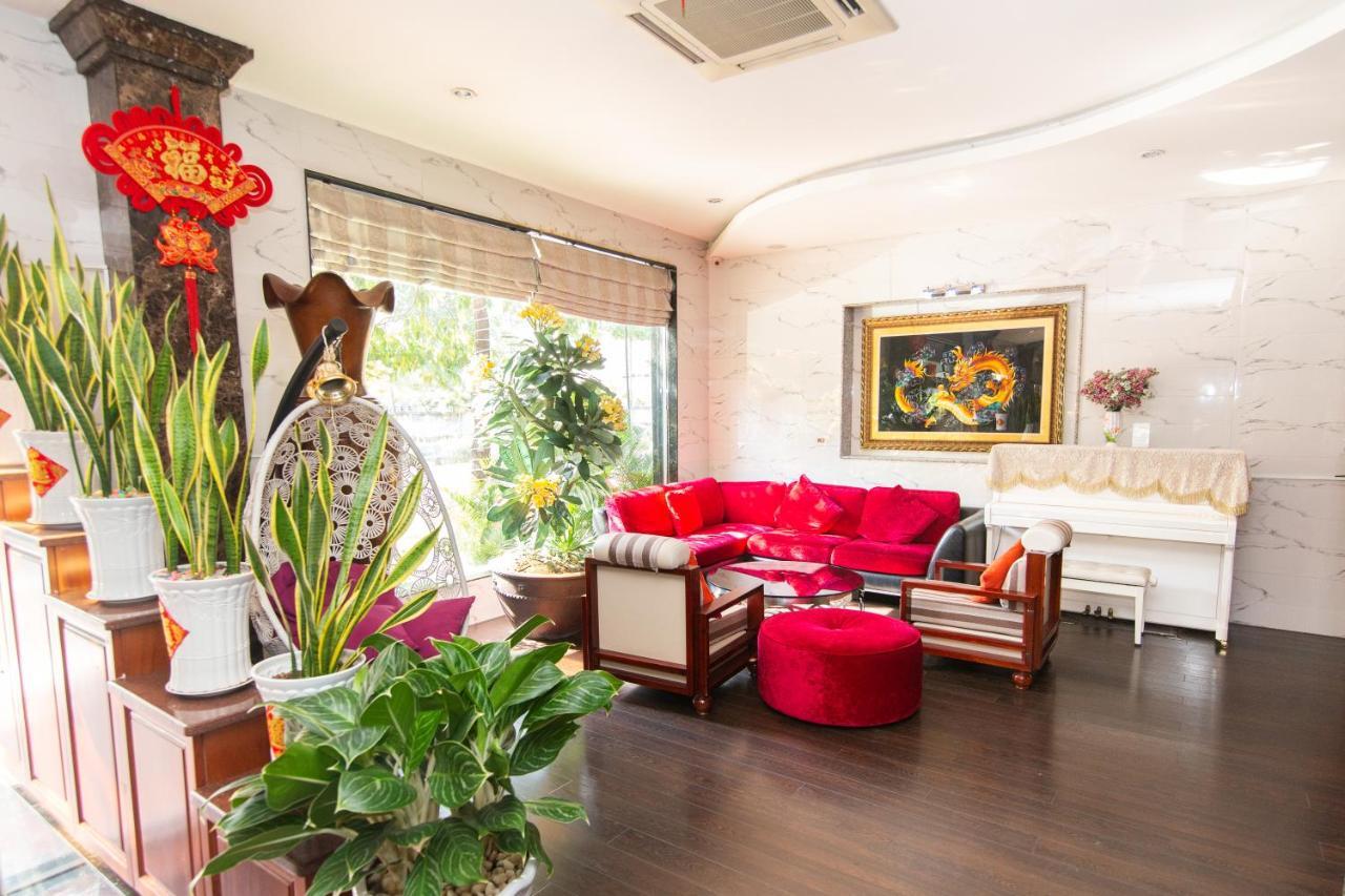 Long Bao Chau Hotel Thu Dau Mot Eksteriør billede